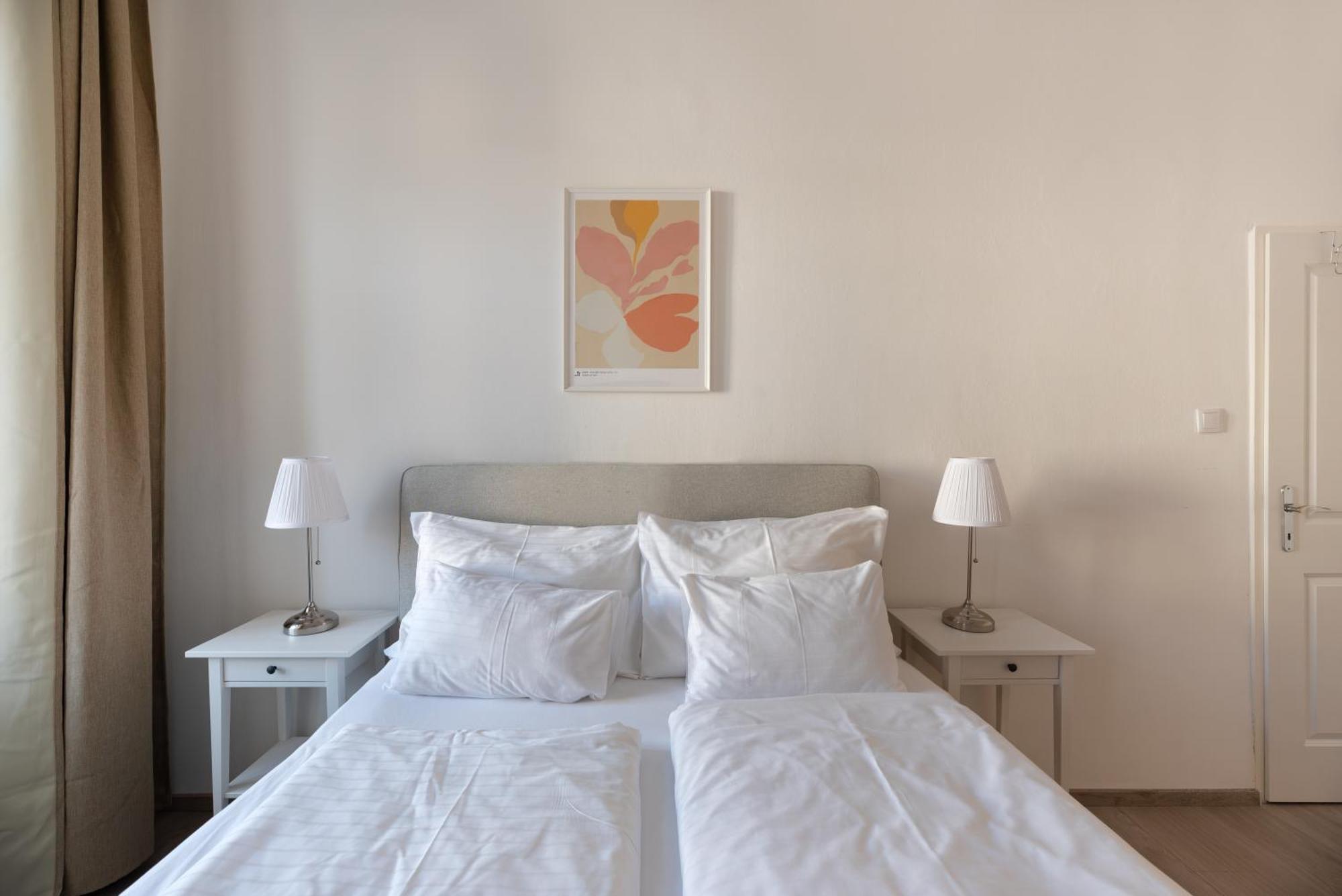 Studio Apartment Near University Wenen Buitenkant foto