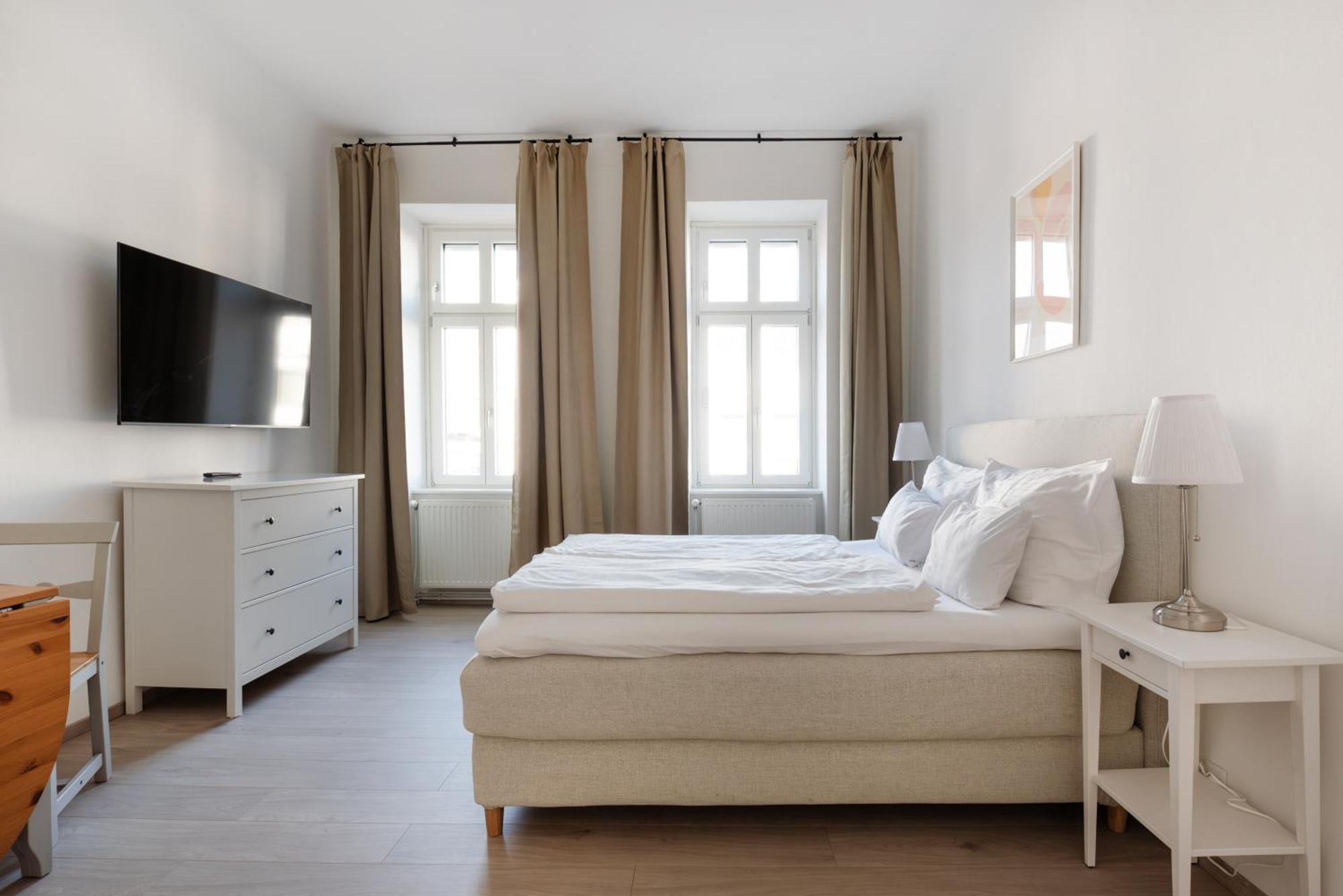 Studio Apartment Near University Wenen Buitenkant foto