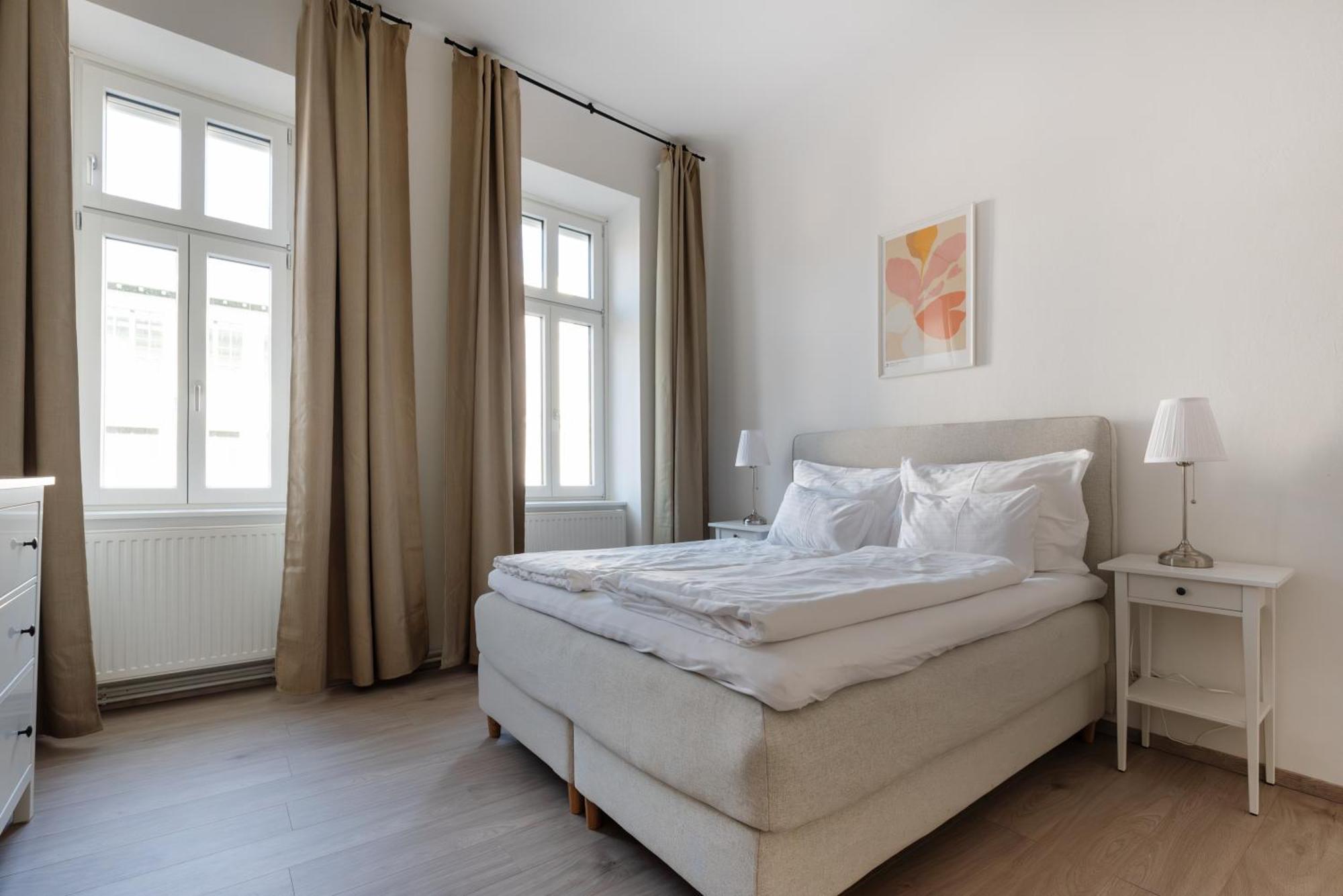 Studio Apartment Near University Wenen Buitenkant foto